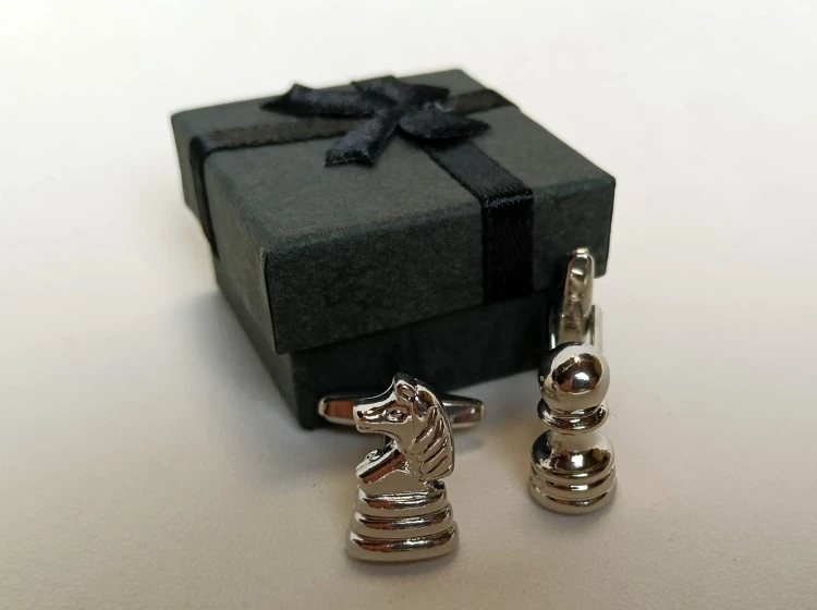 szachowe spinki do mankietu 1.jpg