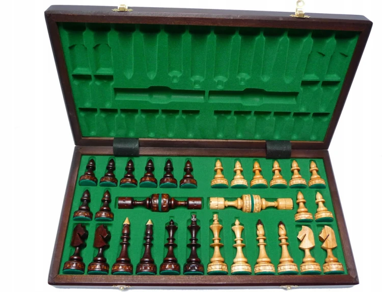 szachy indyjskie drewno czeresniowe 5.png