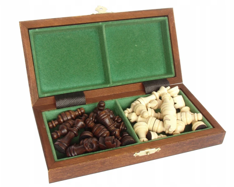 mini szachy magnetyczne 140m7.png