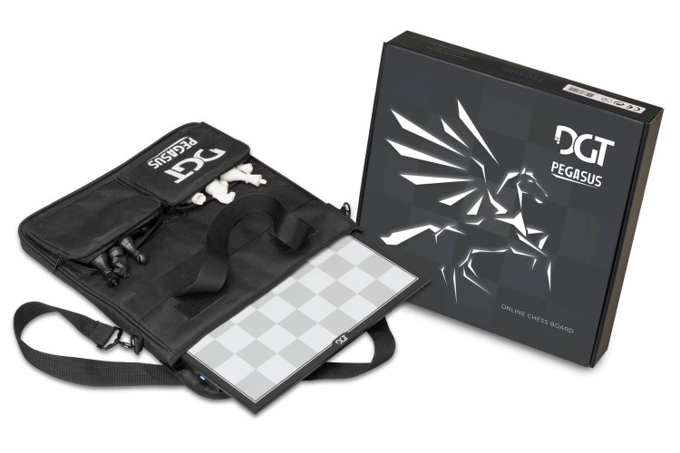 DGT_Pegasus_box_bag_board_and_pieces.jpg