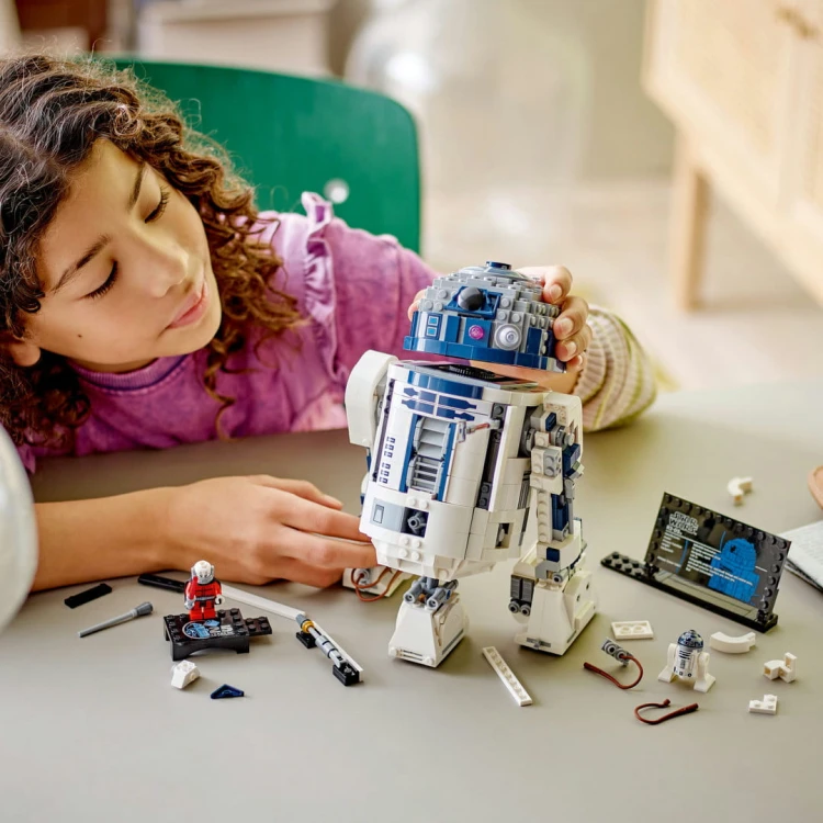 lego-star-wars-r2-d2.jpg