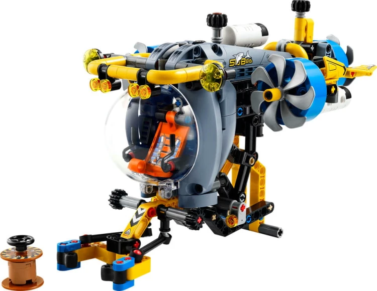 lego-technic-badawcza-lodz-podwodna.jpg