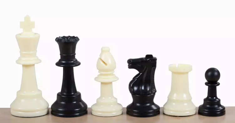 Figury szachowe Staunton nr 6 białe_czarne (król 96 mm) - sklep szachowy .png