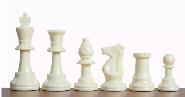 Figury szachowe Staunton nr 6 białe_czarne (król 96 mm) - sklep szachowy 1.png