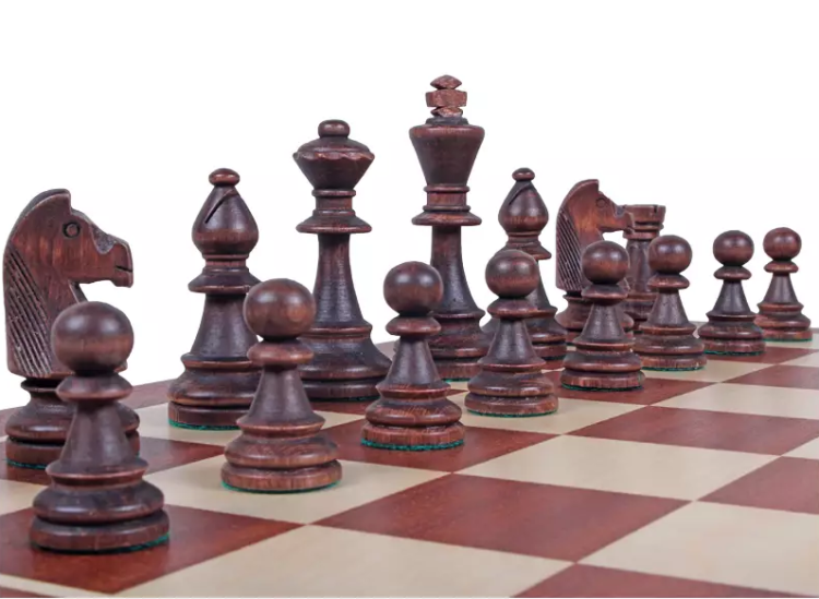 STAUNTON NR 6 w kasecie drewnianej Rzeźbione Drewniane - sklep szachowy 3.png