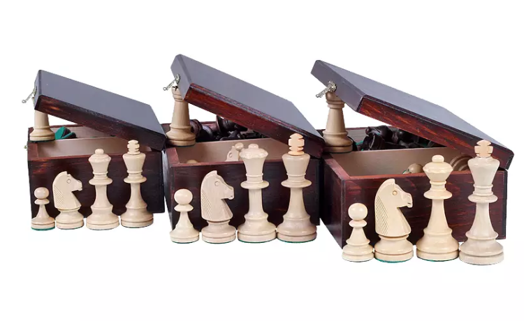 STAUNTON NR 6 w kasecie drewnianej Rzeźbione Drewniane - sklep szachowy5.png